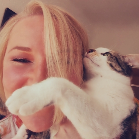 Meet your Posher, Jaime - Picture 7 of 15